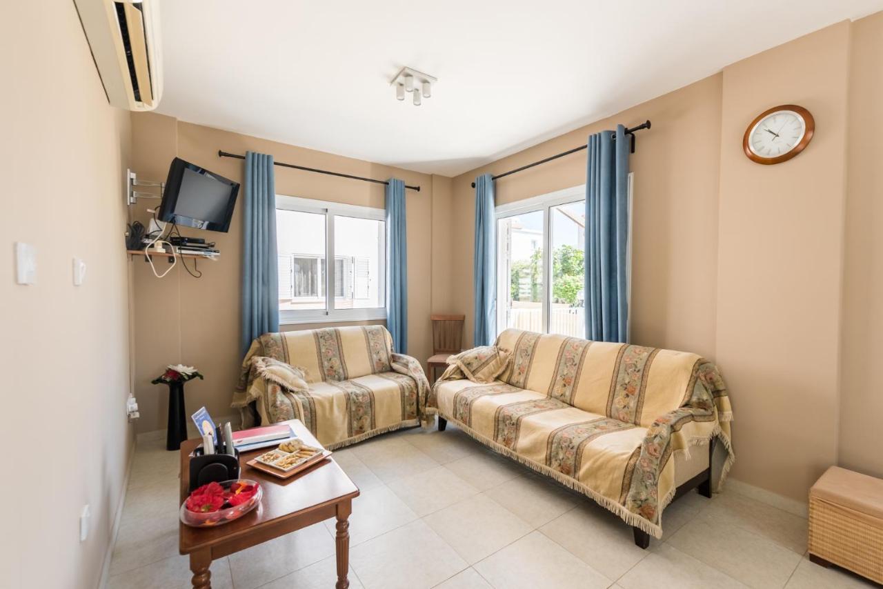 Villa Marina Ayia Napa Exteriör bild